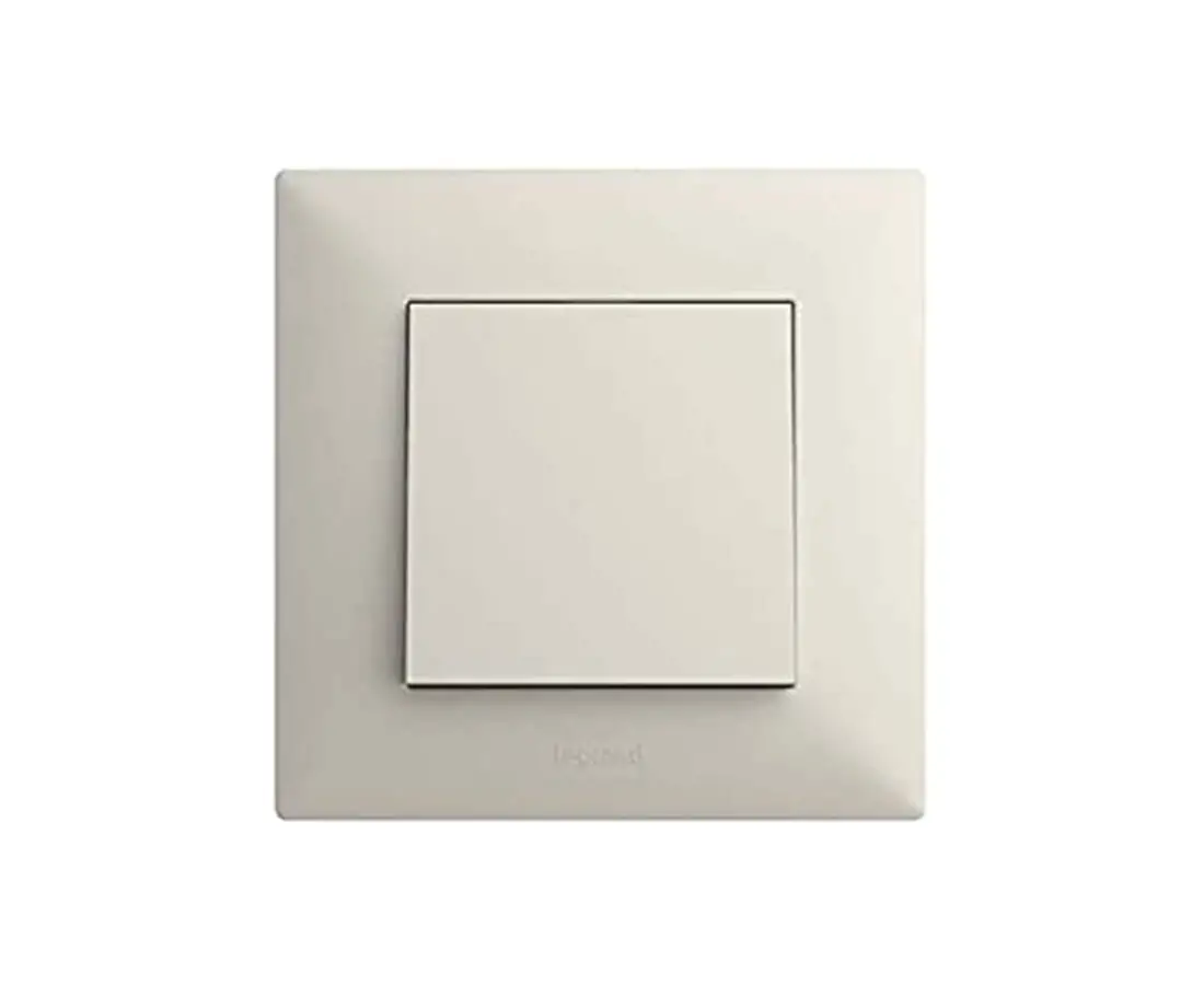 Промежуточный реверс (бежевый) 768404